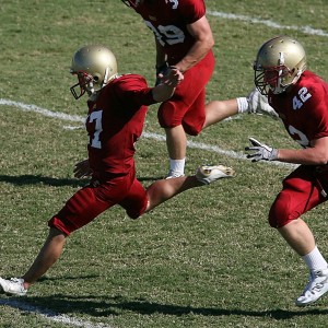 在线体育博彩-贝林厄姆势不可挡！AC米兰五场连破门，主帅盛赞，这小子挡不住！贝林厄姆五场连破门，主帅盛赞，这小子势不可挡！